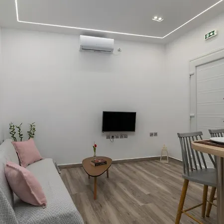 Anatoli Apartment Triovasalos
